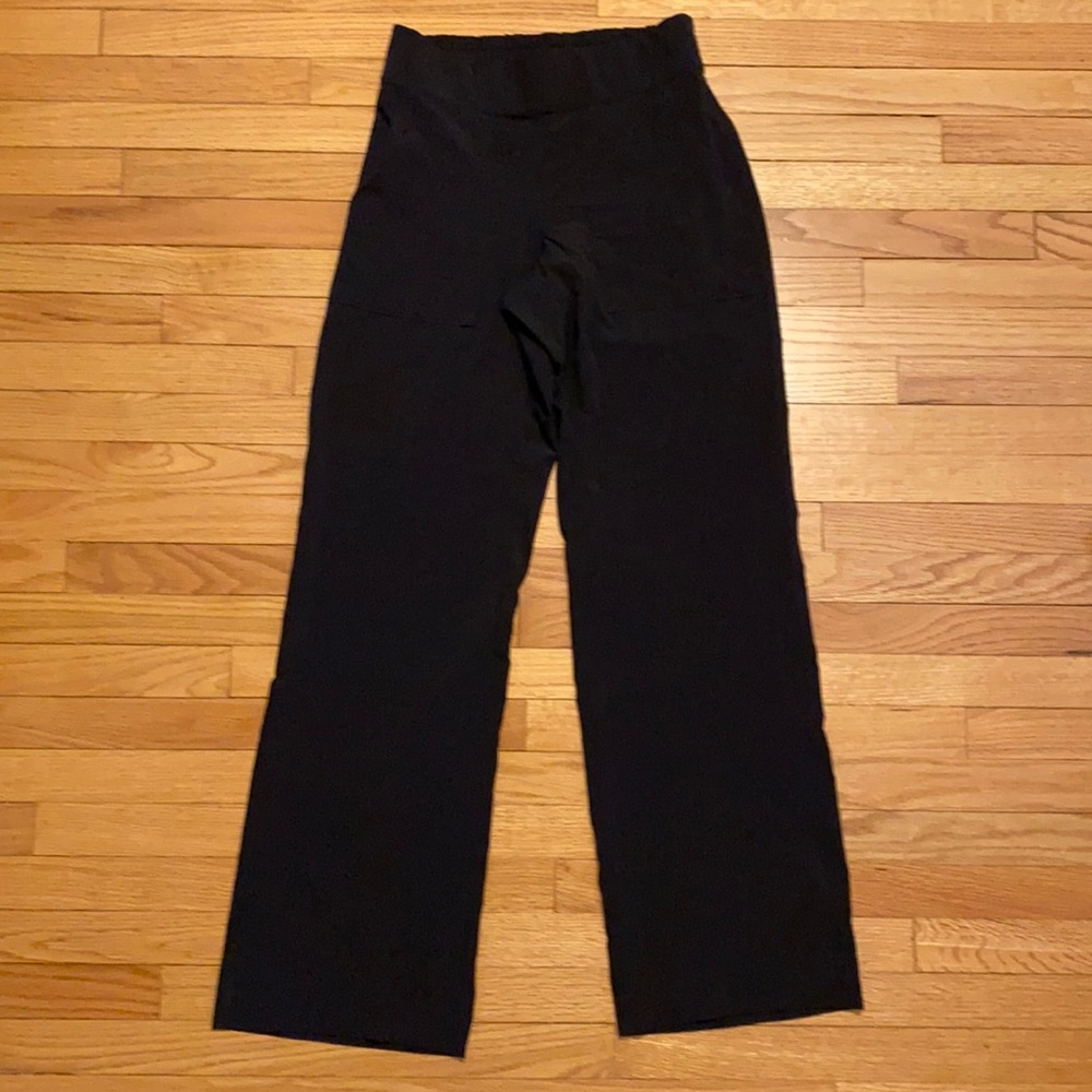 Clearance: Athleta Chelsea Cargo Wide Leg Pant